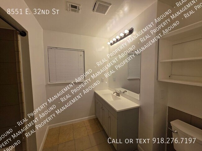 Building Photo - 8551 E 32nd St