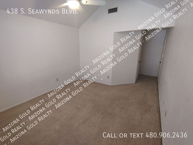 Building Photo - 438 S Seawynds Blvd