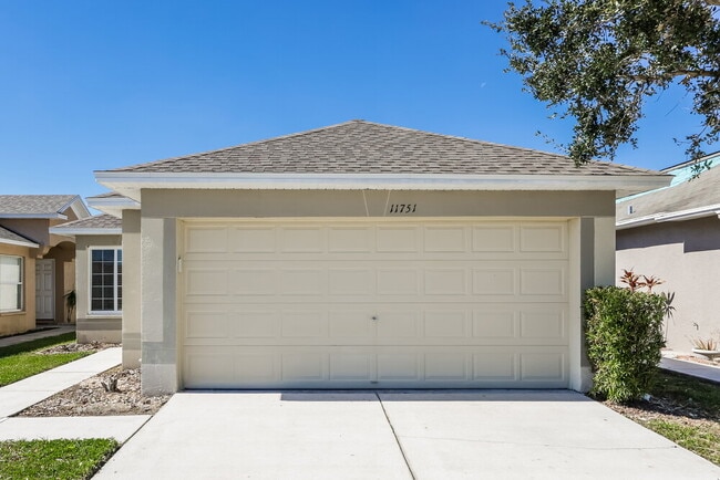 Building Photo - 11751 Lynmoor Dr