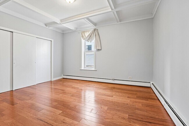 Building Photo - 628 Palisade Ave