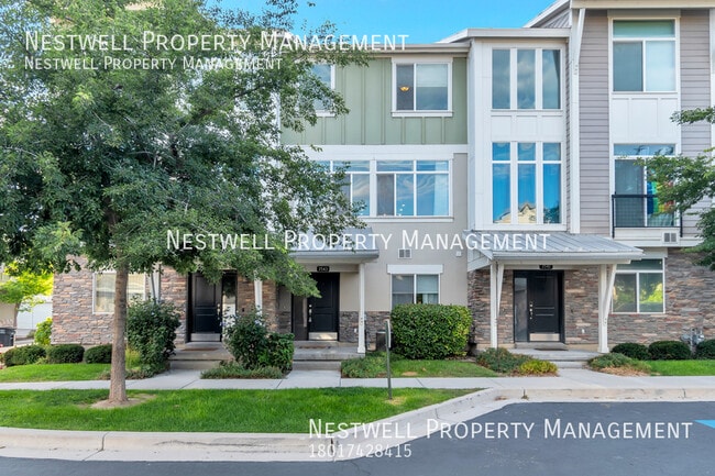 Building Photo - Great 3-bed Home in Midvale