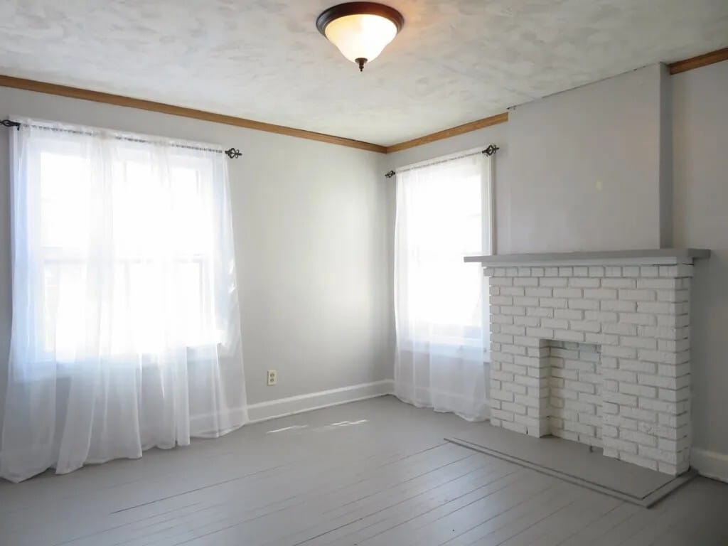 Building Photo - 172 Western Ave