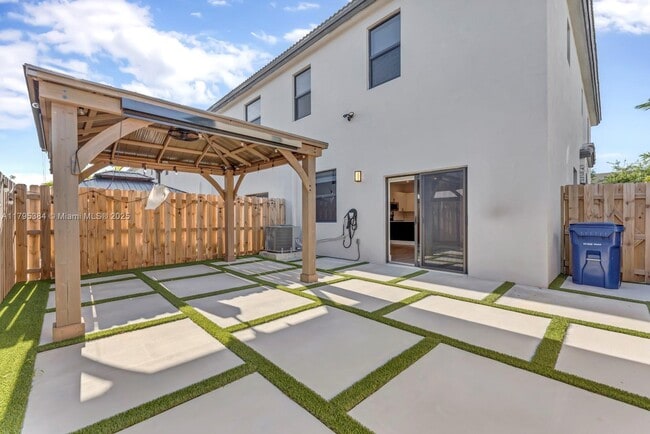 Building Photo - 13067 SW 286th St
