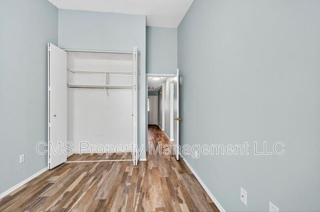 Building Photo - 14 Carol Ct