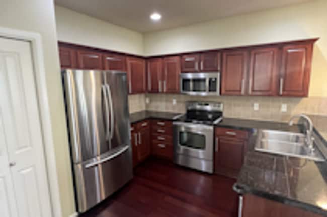 Building Photo - 3bd/2.5ba House in Fife