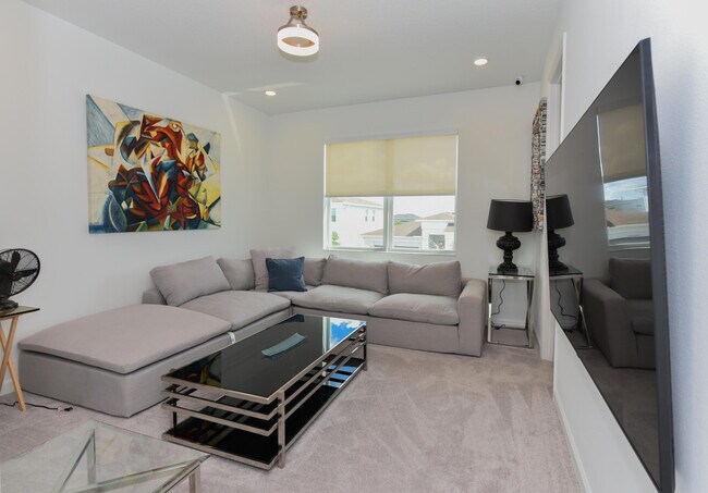 Building Photo - 1525 Stockbridge St