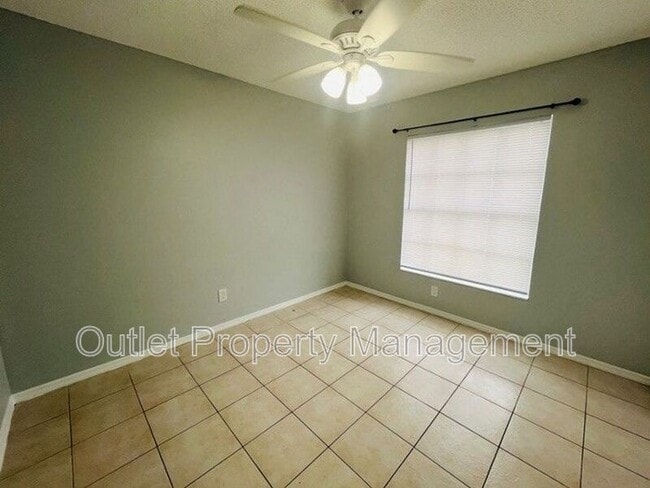 Building Photo - 14796 Laguna Beach Cir