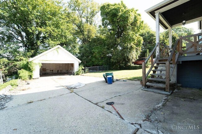 Building Photo - 224 Ehrman Ave