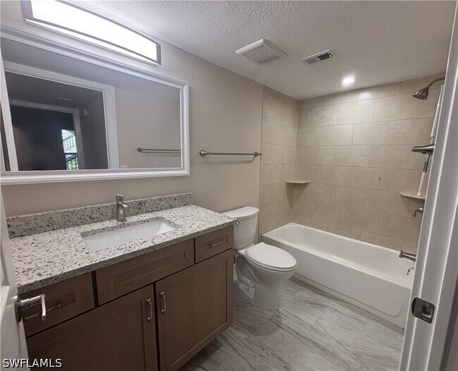 Building Photo - 5305 Summerlin Rd