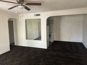 Building Photo - Affordable 2 Bedroom Condo in Central Las Vegas