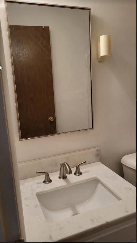 Building Photo - 2719 Narraganset Dr