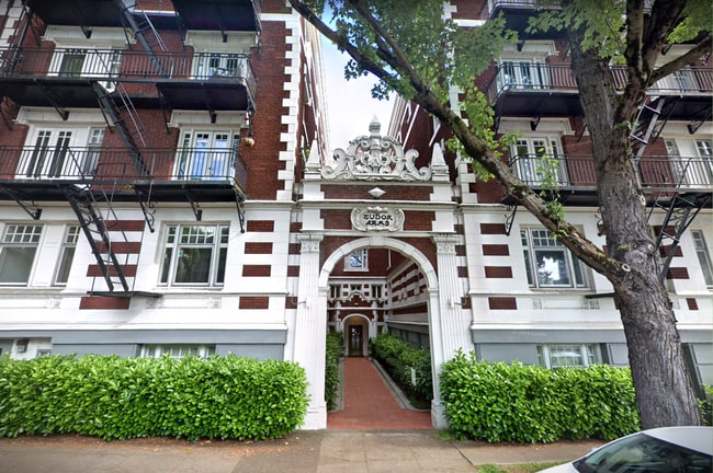 Building Photo - 1811 NW Couch St
