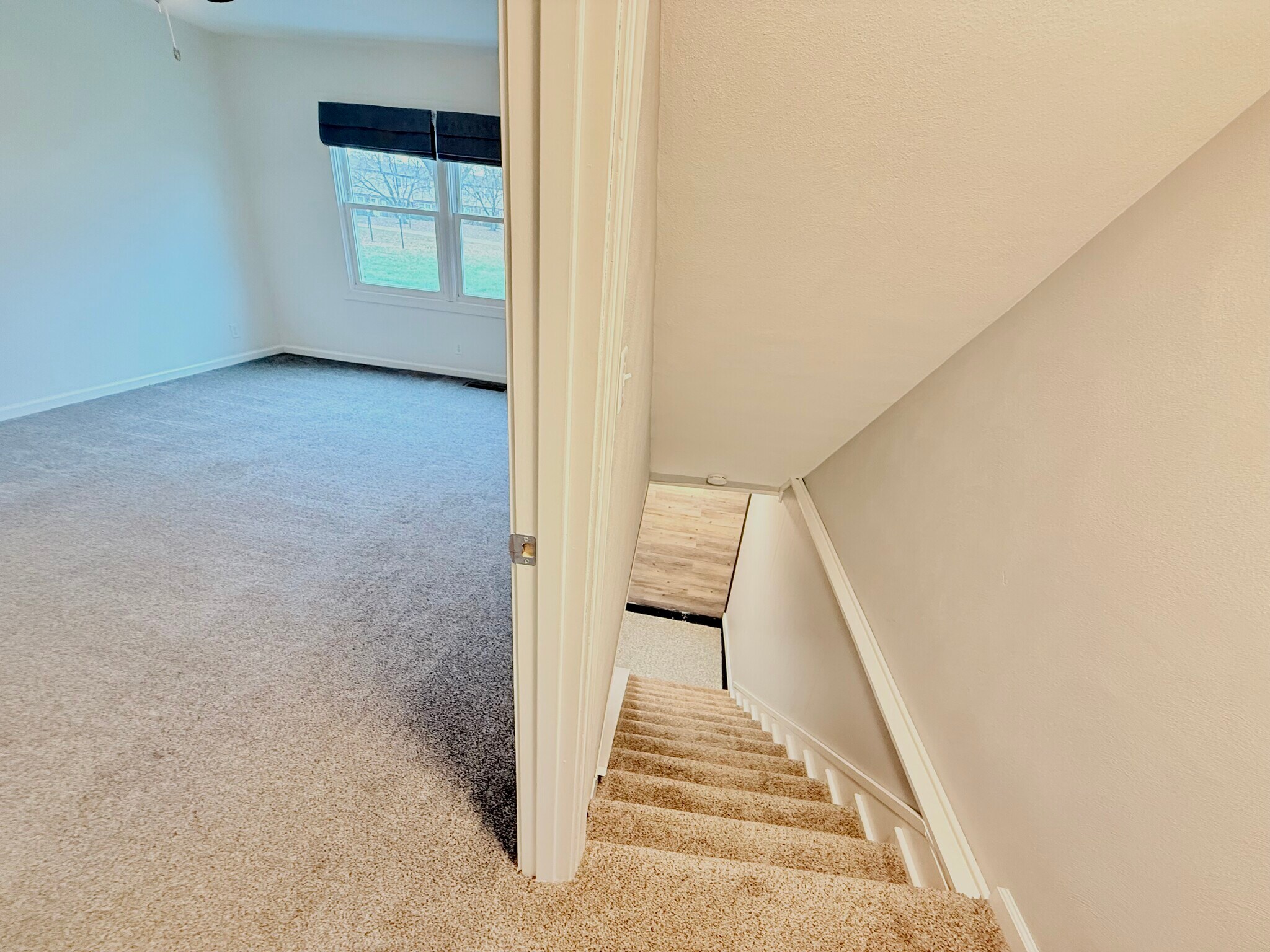 Building Photo - 1936 Canterbury Dr