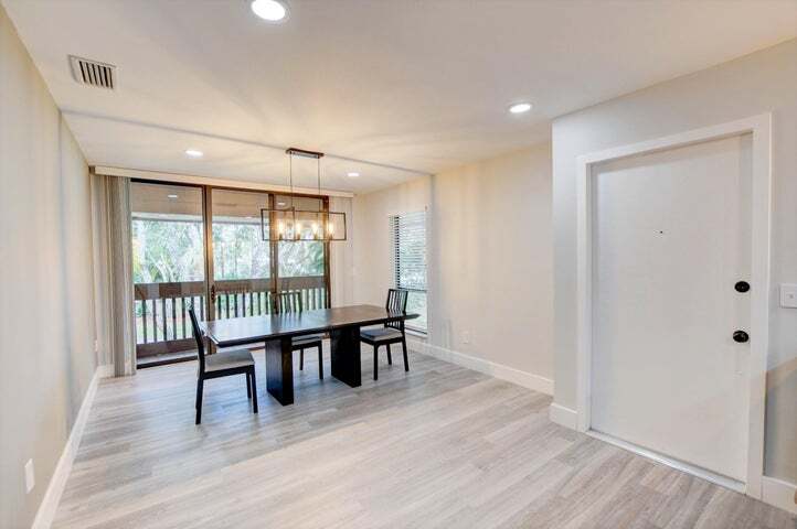 Building Photo - 9268 Sable Ridge Cir