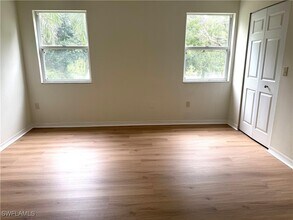 Building Photo - 8940 Colonnades Ct E