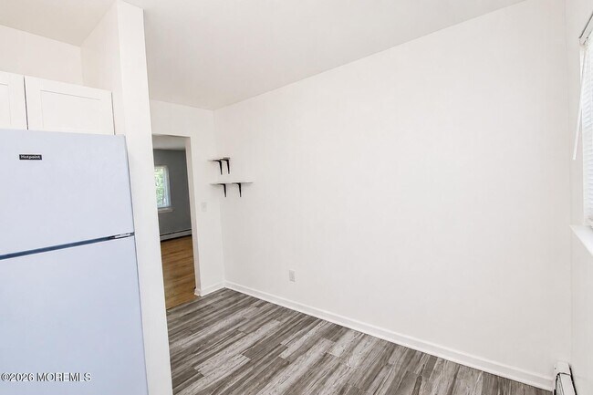 Building Photo - 165B Wyckoff Rd