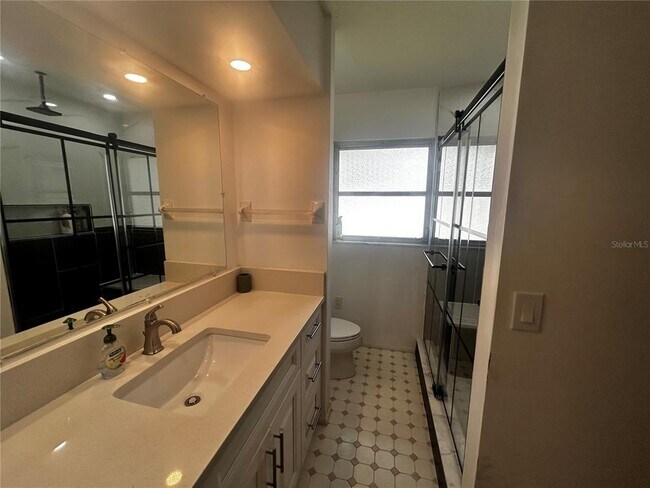 Building Photo - 3702 Meyer Pl