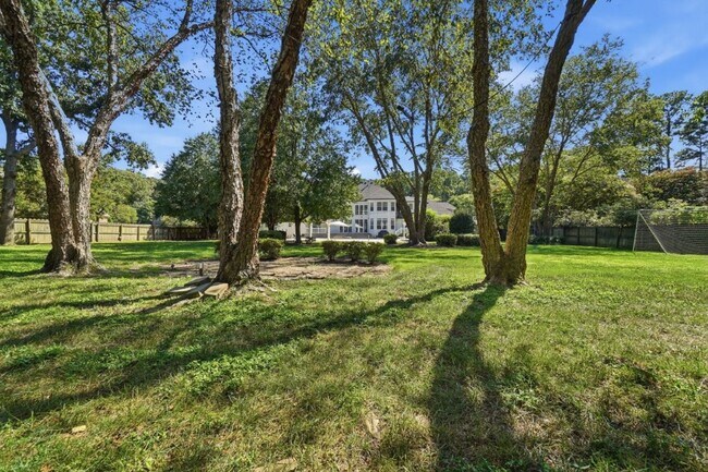 Building Photo - 3308 Kline Dr