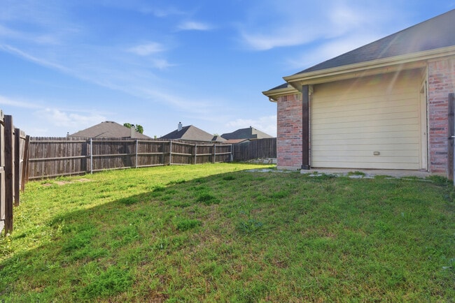 Building Photo - 309 Jennie Marie Cir