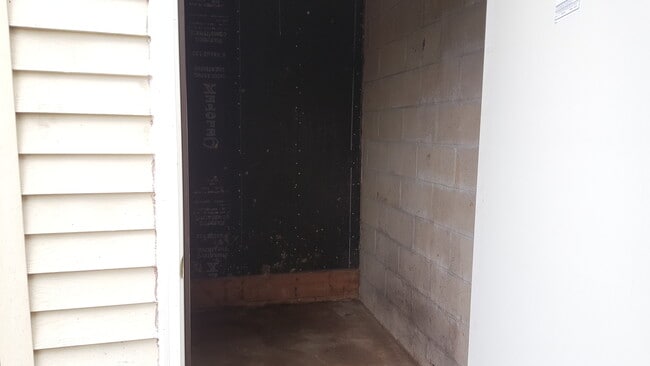 Building Photo - Spacious 3-Bedroom Townhome for Rent in Aberdeen – A Must See!