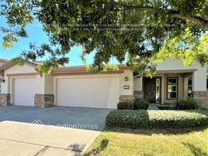 Building Photo - 1118 Lawrence Ln