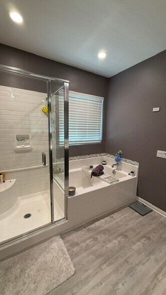 Building Photo - 8506 Sandstone Pl