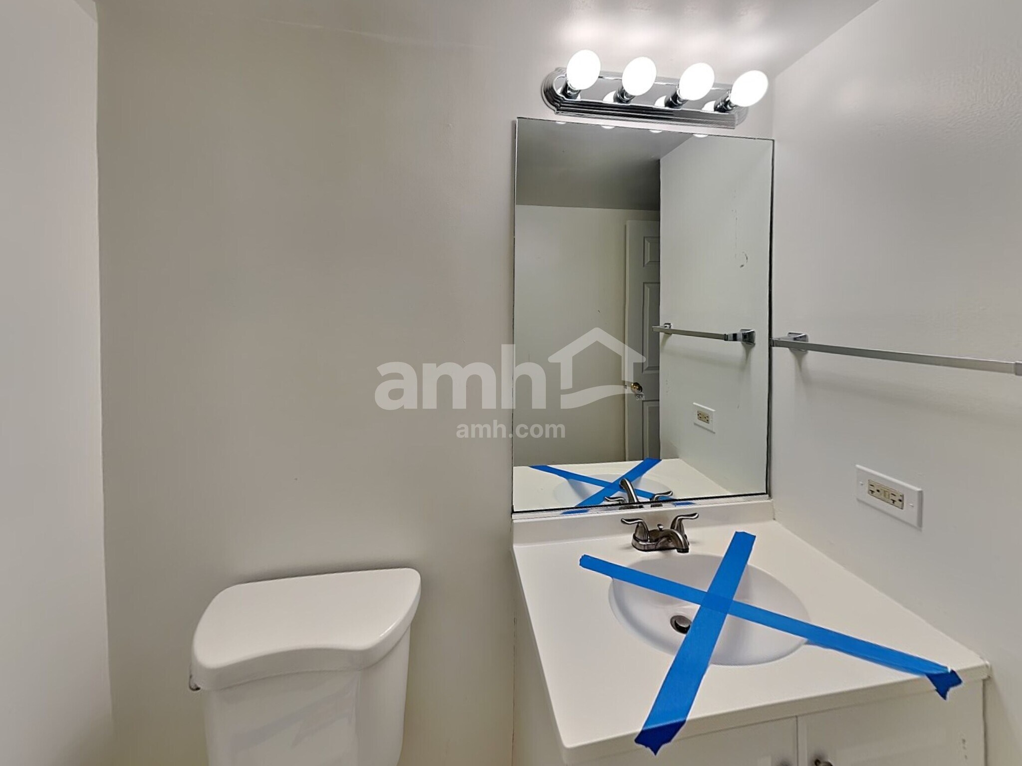 Building Photo - 2402 Wild Cherry Ct