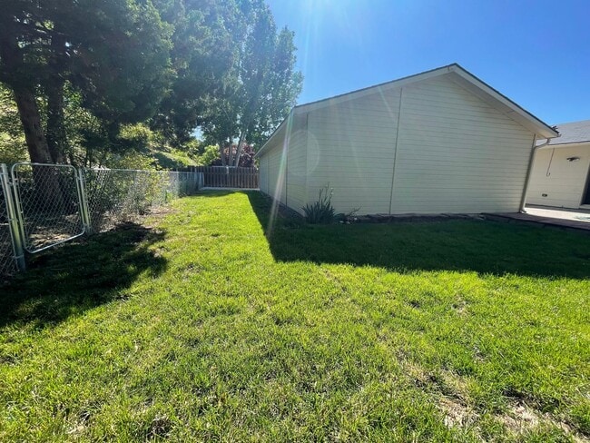 Building Photo - Perfect 3bd/2ba home in heart of Eagle, ID...