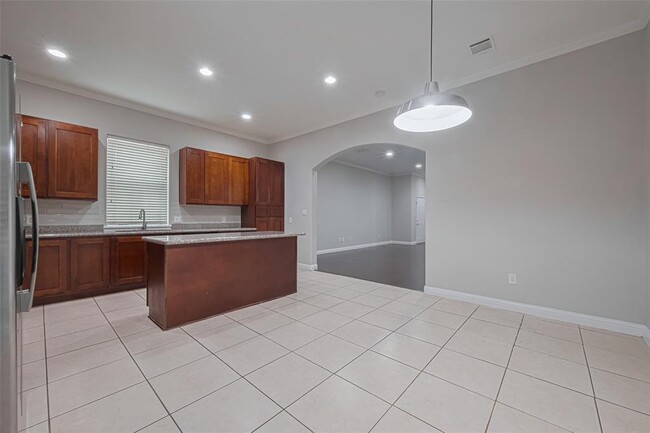 Building Photo - 15315 Addicks Stone Dr