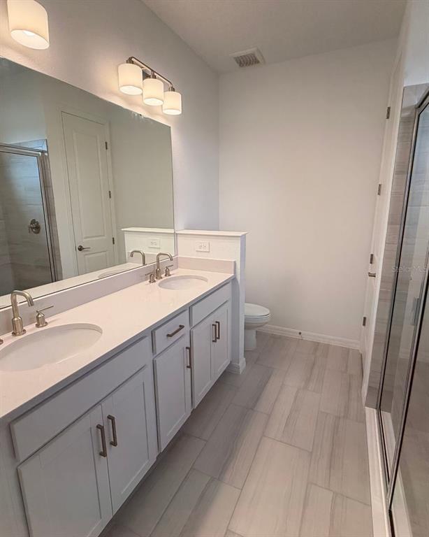 Building Photo - 5726 Gingham Dr