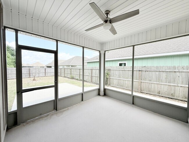 Building Photo - 3-Bedroom Home + Office - Arbor Place