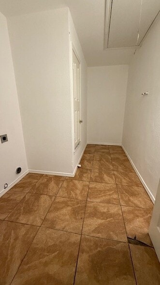 Building Photo - 4909 Brianhill Dr