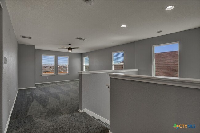 Building Photo - 4213 Gale Meadows
