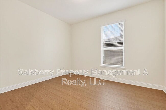 Building Photo - 125 Gallegos Dr