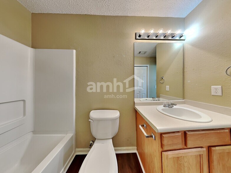 Building Photo - 64 Cordage Cir