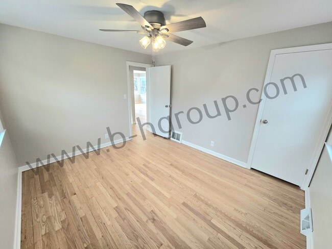 Building Photo - Newly Updated!