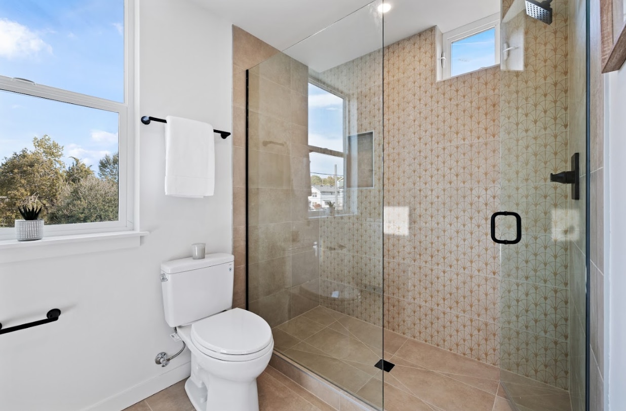 Building Photo - 2315 S Judkins St