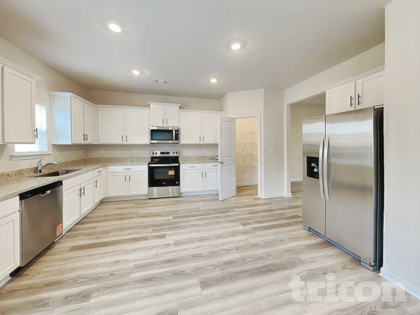 Building Photo - 264 Oliver Dr