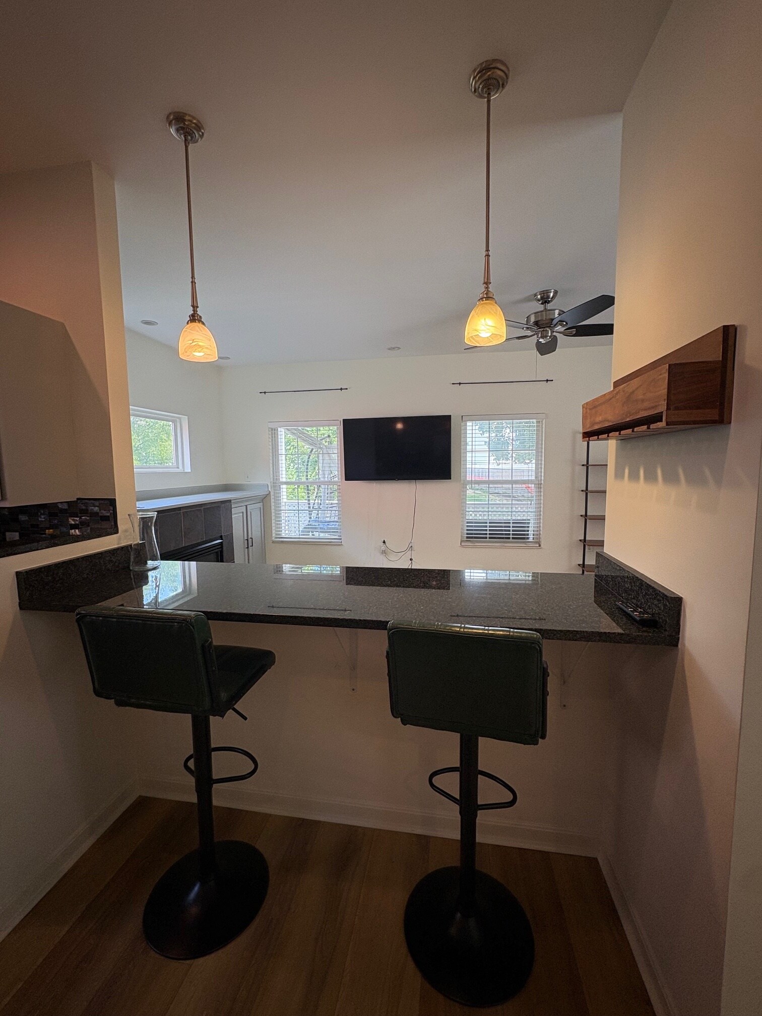 Breakfast bar in kitchen - 4127 Ballard Ave