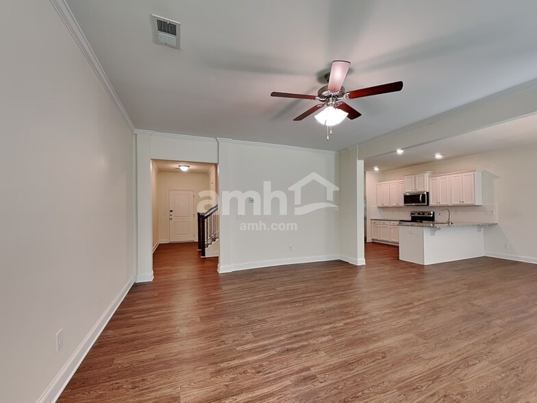 Building Photo - 597 Woodall Rd