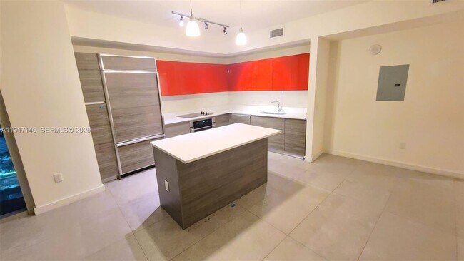 Building Photo - 1100 S Miami Ave