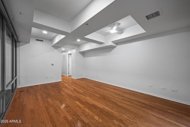 Building Photo - 7141 E Rancho Vista Dr