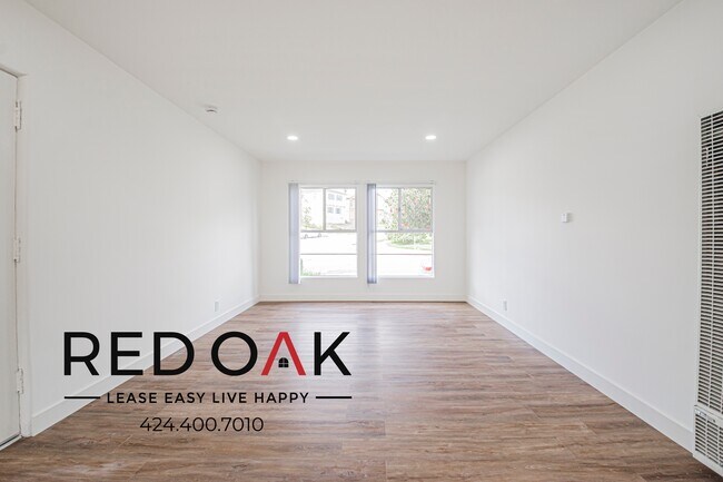 Building Photo - 3370 W 83rd St