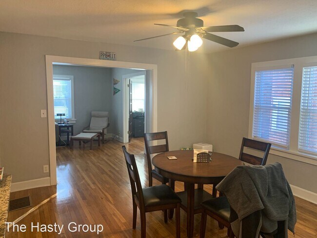 Building Photo - 2 br, 1 bath House - 4236 Holly, Unit A