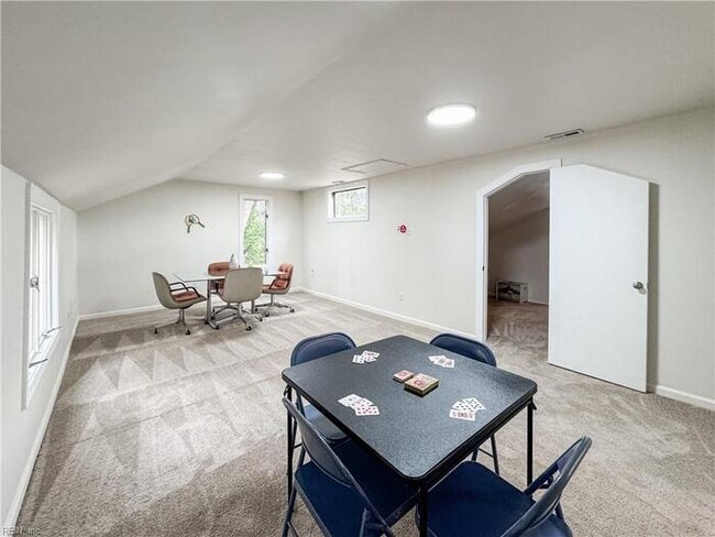 Building Photo - WATERFRONT 5 BEDROOM/4 BATH IN VIRGINIA BEACH! READY FOR RENT!!