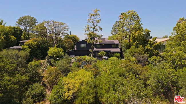 Building Photo - 13302 Mulholland Dr