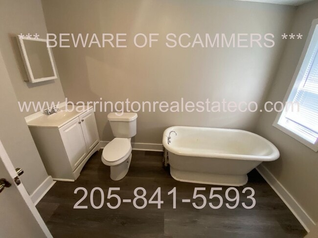 Building Photo - 309 Gamma St S