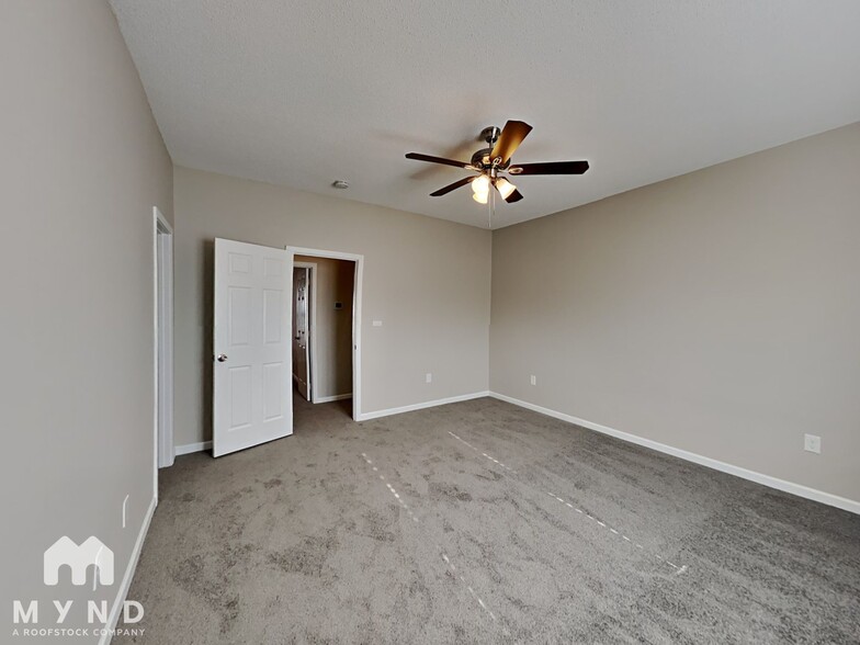 Building Photo - 6454 Mallard View Ln