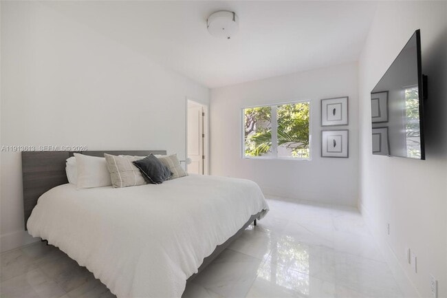 Building Photo - 2760 Brickell Ct