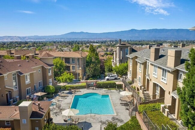 Building Photo - 3BD/3BA - Exclusive Townhome Living on Communication Hill: Modern Comfort Meets Scenic Views